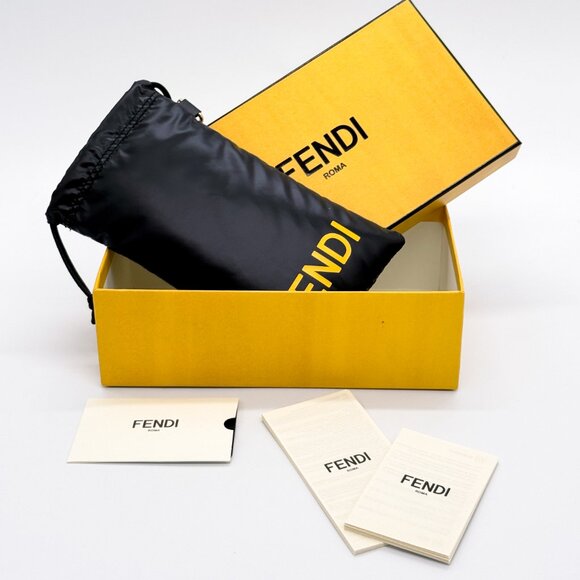 NEW FENDI FE40114U-Y 16C WOMEN SILVER CAT EYE SUNGLASSES FENDI WITH CHAIN - Picture 14 of 14